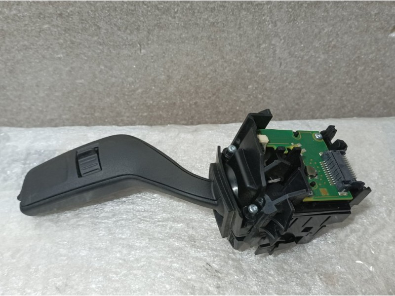 Recambio de mando limpia para ford focus st-line referencia OEM IAM GN1517A553AB  