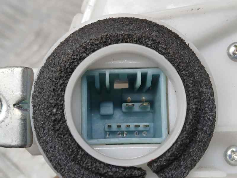 Recambio de cerradura puerta delantera derecha para honda cr-v (re) executive 4wd referencia OEM IAM 72111SWAG1  