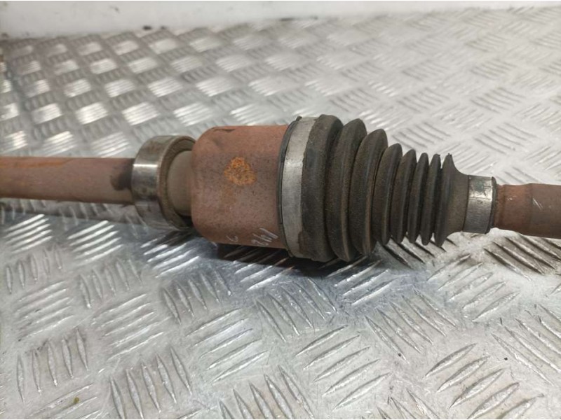 Recambio de transmision delantera derecha para renault captur zen referencia OEM IAM 391000367R  