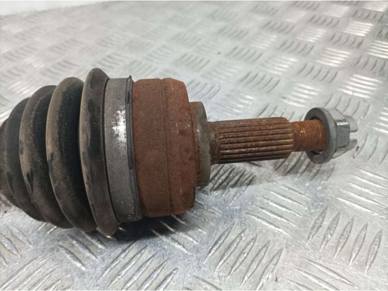 Recambio de transmision delantera derecha para renault captur zen referencia OEM IAM 391000367R  