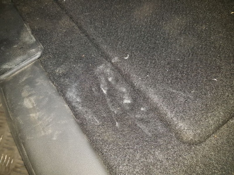 Recambio de asientos traseros para peugeot 5008 gt line referencia OEM IAM  TOCADOS PIEL