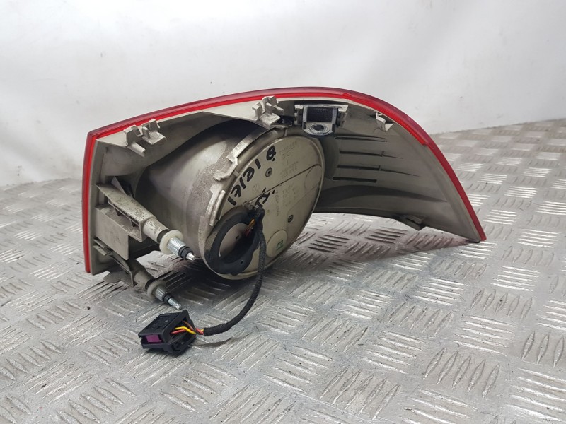 Recambio de piloto trasero izquierdo exterior para volkswagen eos (1f7, 1f8) 2.0 tdi referencia OEM IAM 1Q0945095H TOCADO 