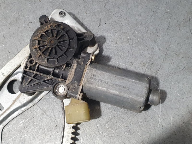 Recambio de elevalunas delantero derecho para mercedes-benz clase e (w210) berlina diesel 300 turbodiesel (210.025) referencia O