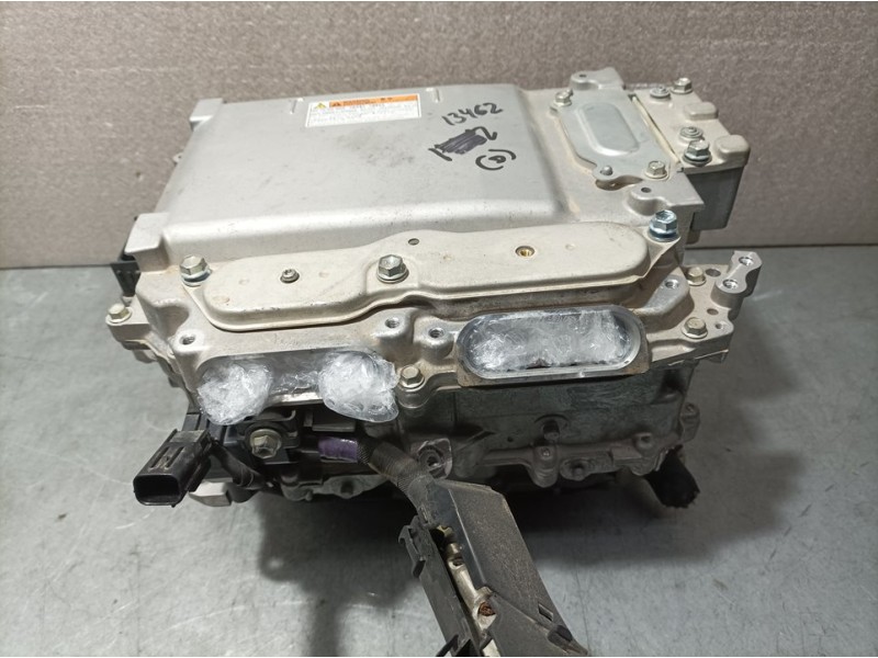 Recambio de transformador hibrido para lexus is 300h referencia OEM IAM G920053012 2321001235 DENSO