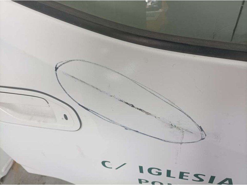 Recambio de puerta delantera derecha para nissan nv 200 (m20) evalia premium referencia OEM IAM H010MJX0MA  ROZADA MARCO TOCADO