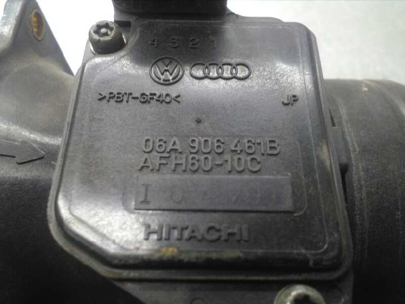 Recambio de caudalimetro para volkswagen bora berlina (1j2) 1.6 referencia OEM IAM 06A906461B AFH8010C HITACHI