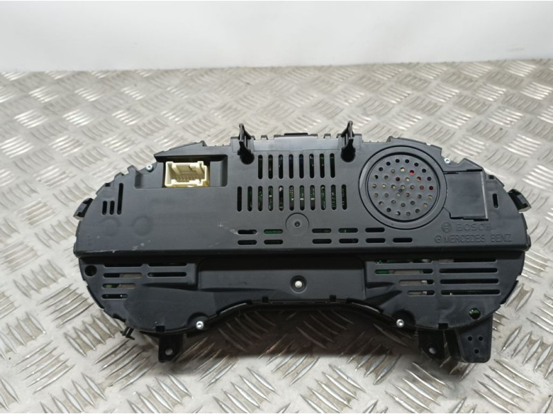 Recambio de cuadro instrumentos para mercedes-benz clase b (w246) b 200 cdi be (246.201) referencia OEM IAM A2469006811 02636813