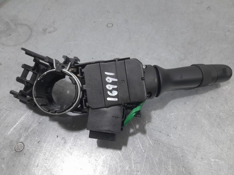 Recambio de mando luces para toyota prius (_w3_) 1.8 hybrid (zvw3_) referencia OEM IAM 4210117F655J69  