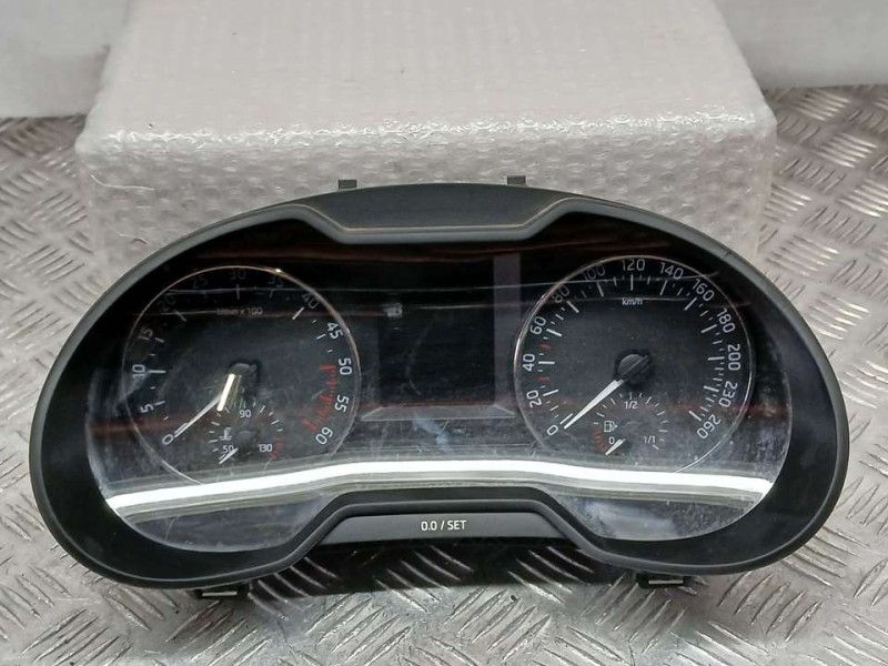 Recambio de cuadro instrumentos para skoda octavia lim. (5e3) active referencia OEM IAM 5E0920741 A2C87375200 VDO