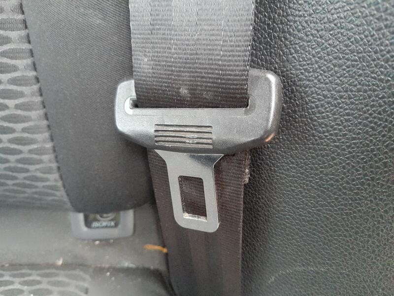 Recambio de cinturon seguridad trasero izquierdo para volkswagen golf vi (5k1) 2.0 tdi referencia OEM IAM 1K6857805A  