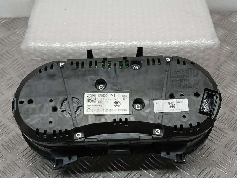 Recambio de cuadro instrumentos para skoda octavia lim. (5e3) active referencia OEM IAM 5E0920741 A2C87375200 VDO