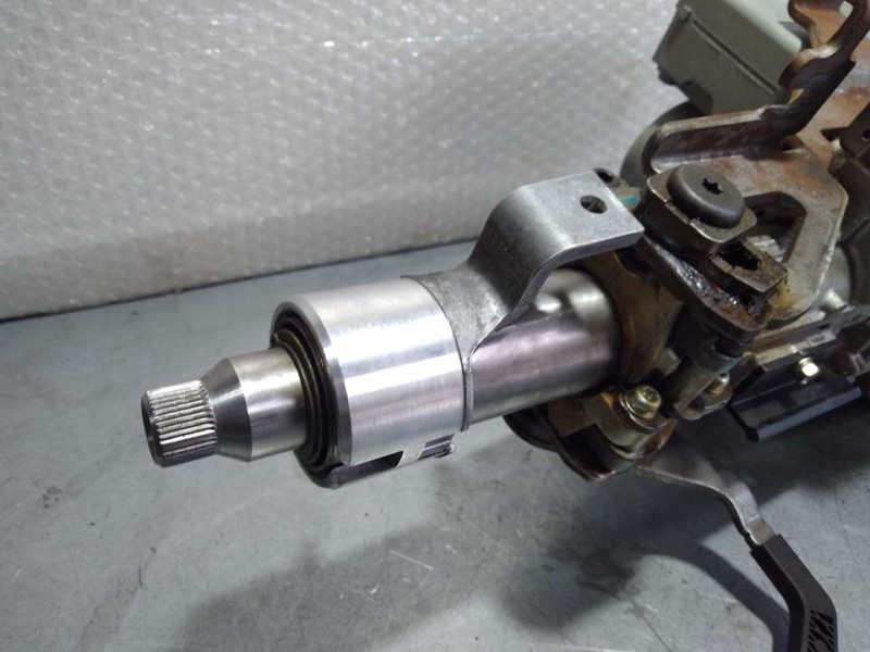 Recambio de columna direccion para renault megane iii berlina 5 p dynamique referencia OEM IAM 488107402R  ELECTRO-MECANICA