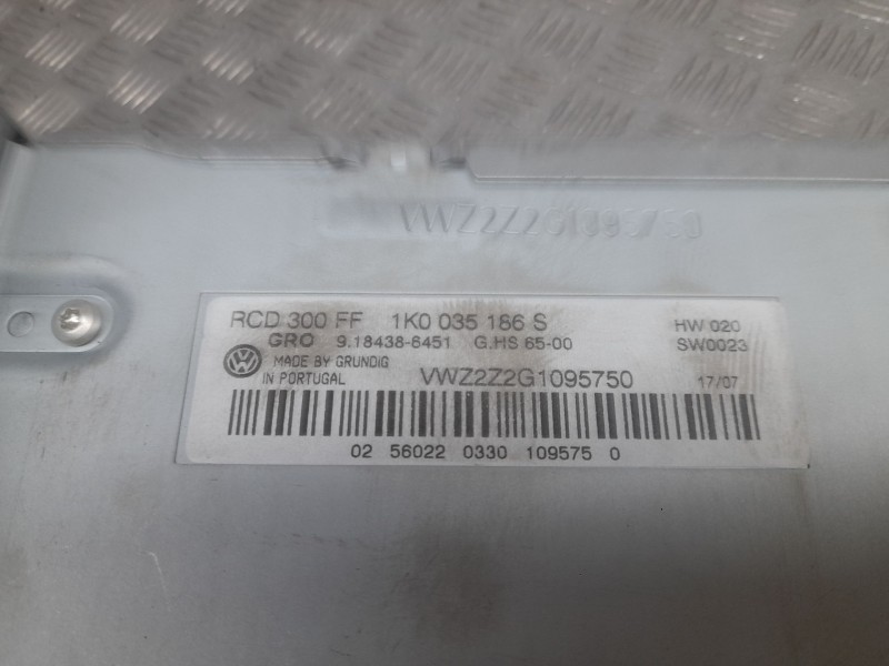 Recambio de sistema audio / radio cd para volkswagen eos (1f7, 1f8) 2.0 tdi referencia OEM IAM 1K0035186S GRUNDIG WZ2Z2G1095750
