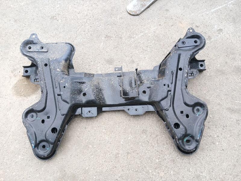 Recambio de puente delantero para citroën c3 origins referencia OEM IAM 9804208180  