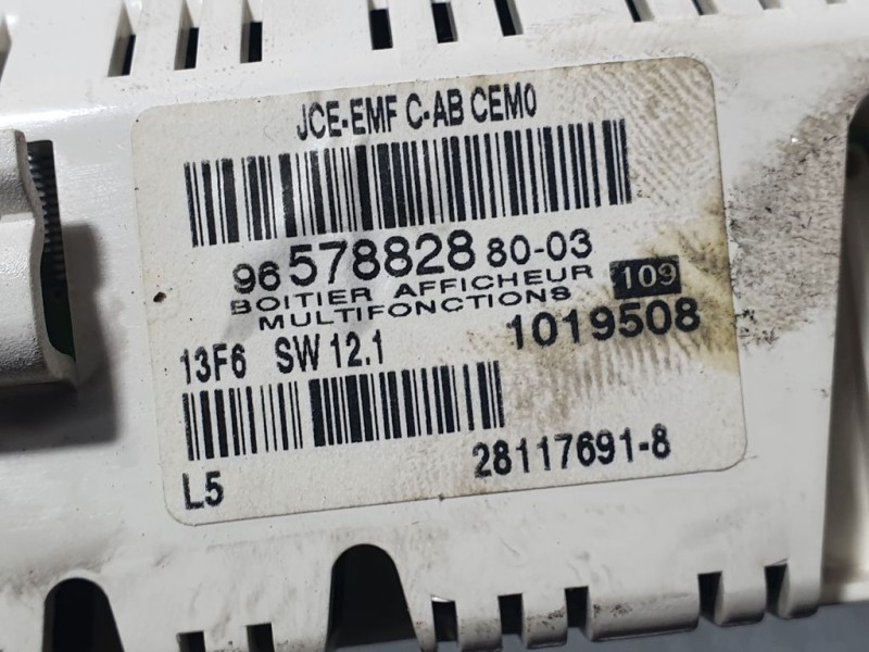 Recambio de pantalla multifuncion para citroën c4 coupe collection referencia OEM IAM 9657882880 281176918 BOITIER