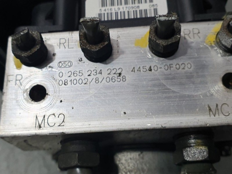 Recambio de abs para toyota corolla verso (r1) 2.2 d-4d luna referencia OEM IAM 445400F020 0265231222 BOSCH