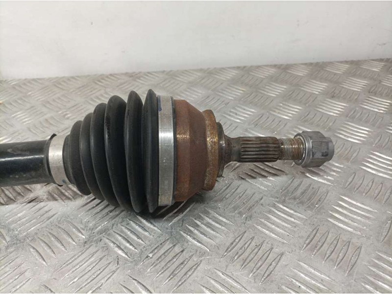 Recambio de transmision delantera derecha para citroën c3 origins referencia OEM IAM 9677476680  