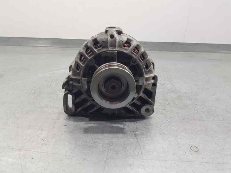 Recambio de alternador para dacia sandero podium referencia OEM IAM 8200660044B SG9B107 VALEO