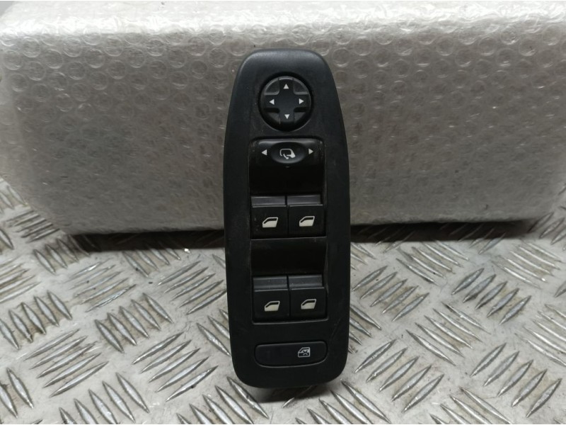 Recambio de mando elevalunas delantero izquierdo para peugeot 2008 (--.2013) allure referencia OEM IAM 98242539ZD  