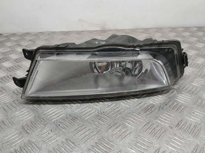 Recambio de faro antiniebla derecho para skoda octavia lim. (5e3) active referencia OEM IAM 5E0941700D  ROZADO