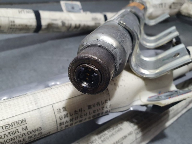 Recambio de airbag cortina delantero izquierdo para toyota corolla verso (r1) 2.2 d-4d luna referencia OEM IAM 621800F010  