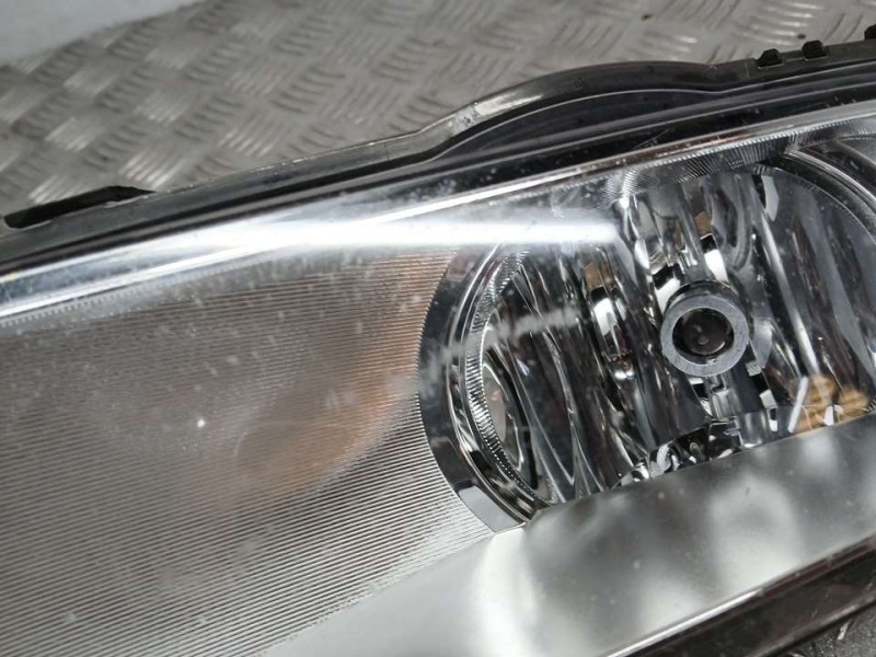 Recambio de faro antiniebla derecho para skoda octavia lim. (5e3) active referencia OEM IAM 5E0941700D  ROZADO