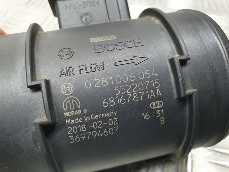 Recambio de caudalimetro para opel combo d cargo l2h1 2,4t referencia OEM IAM 68167871AA 0281006054 BOSCH