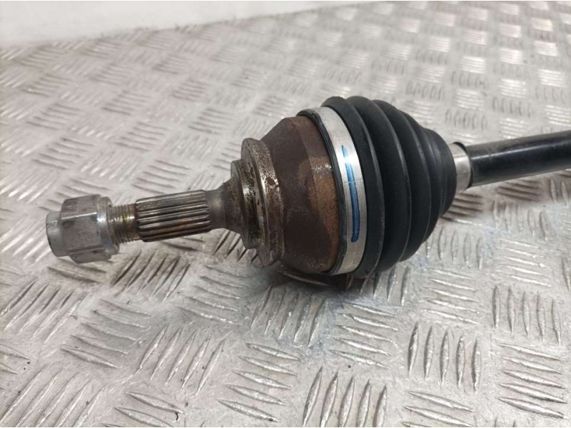 Recambio de transmision delantera izquierda para citroën c3 origins referencia OEM IAM 9677476580  