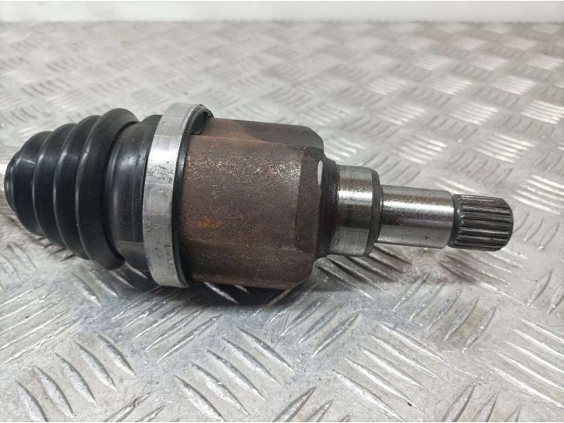 Recambio de transmision delantera izquierda para citroën c3 origins referencia OEM IAM 9677476580  