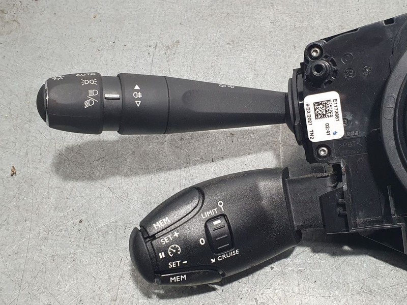 Recambio de com 2000 para peugeot 208 (p2) active referencia OEM IAM 98369177ZD NE3642340 VALEO