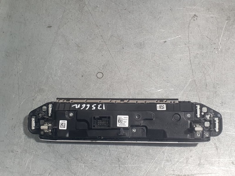 Recambio de mando multifuncion para peugeot 5008 gt line referencia OEM IAM 98249153DX 28581371 MANDO CLIMA TELEFONO WARNING