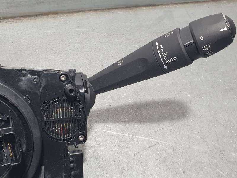 Recambio de com 2000 para peugeot 208 (p2) active referencia OEM IAM 98369177ZD NE3642340 VALEO