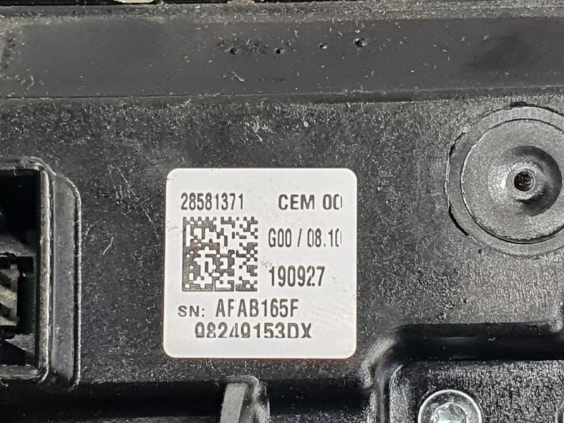 Recambio de mando multifuncion para peugeot 5008 gt line referencia OEM IAM 98249153DX 28581371 MANDO CLIMA TELEFONO WARNING