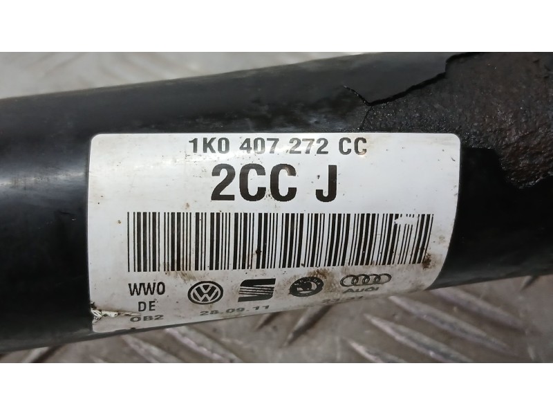 Recambio de transmision delantera derecha para skoda octavia ii (1z3) 1.6 tdi referencia OEM IAM 1K0407272CC PINTURA SALTADA 