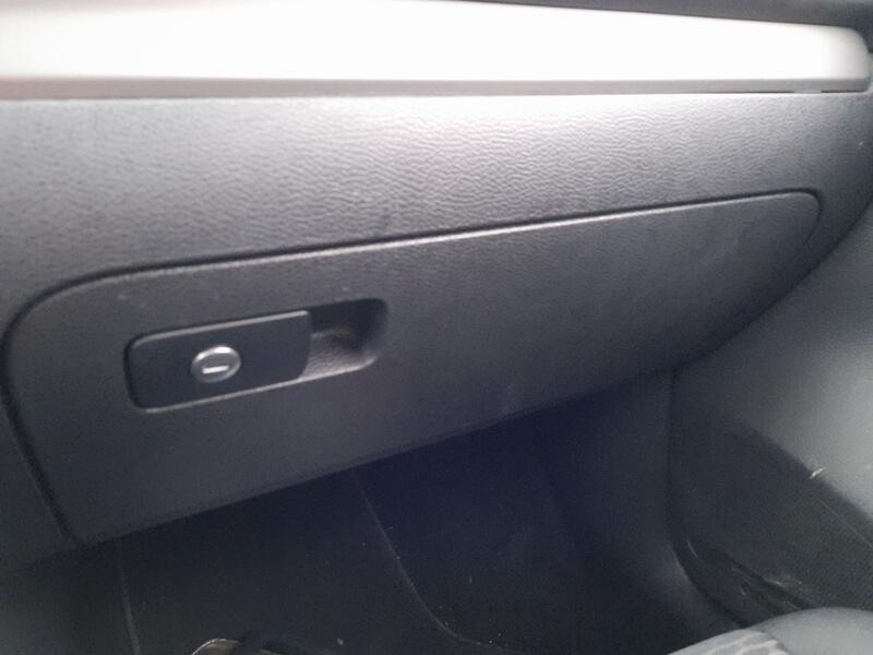 Recambio de guantera para volkswagen golf vi (5k1) 2.0 tdi referencia OEM IAM 1K1857101  