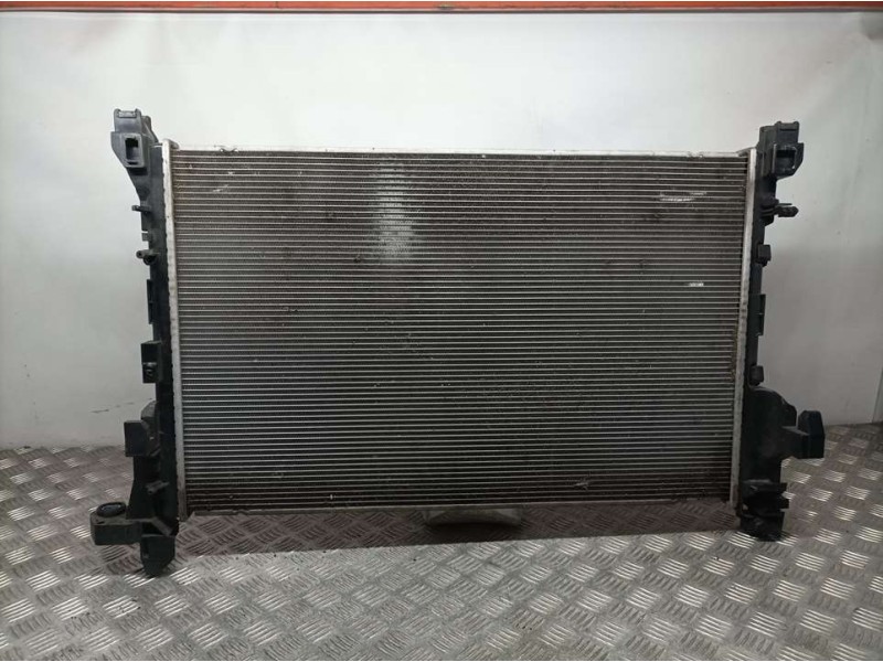 Recambio de radiador agua para renault trafic furgón l1h1 2,9t referencia OEM IAM 8200411166  PATA ROTA