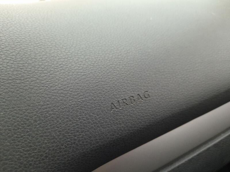 Recambio de kit airbag para volkswagen golf vi (5k1) 2.0 tdi referencia OEM IAM 5K0880201 C/SALPICADERO ,PRETENSORES Y AIRBAG DE