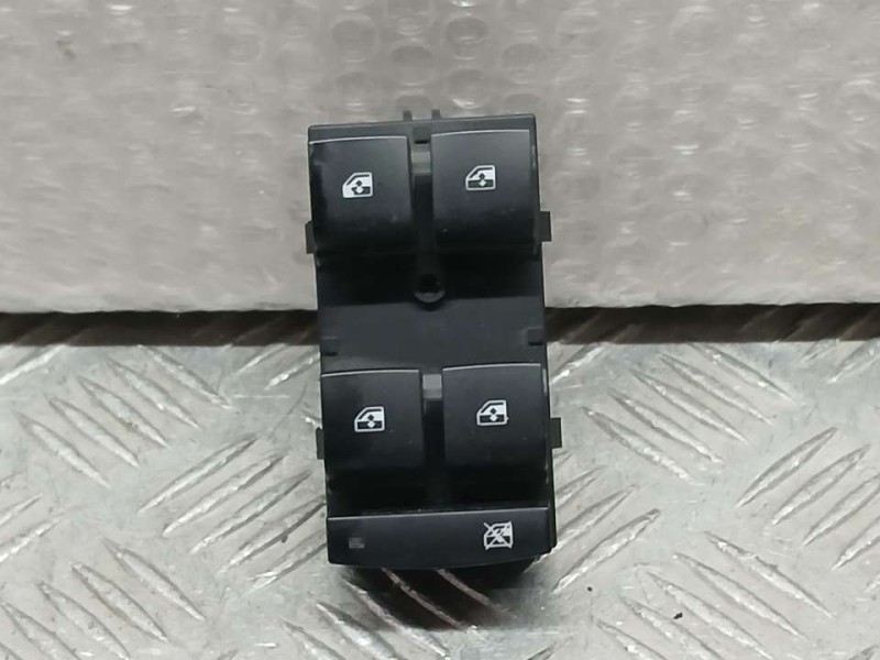 Recambio de mando elevalunas delantero izquierdo para opel insignia berlina cosmo referencia OEM IAM 13305011  