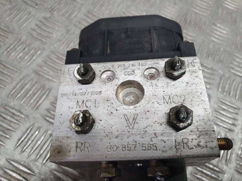 Recambio de abs para volvo s40 berlina 1.6 referencia OEM IAM 30857585 0265216462 