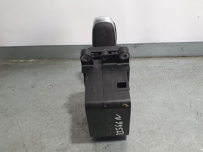 Recambio de palanca cambio para peugeot 5008 gt line referencia OEM IAM 98336270DX 61739G09 AUTOMATICA