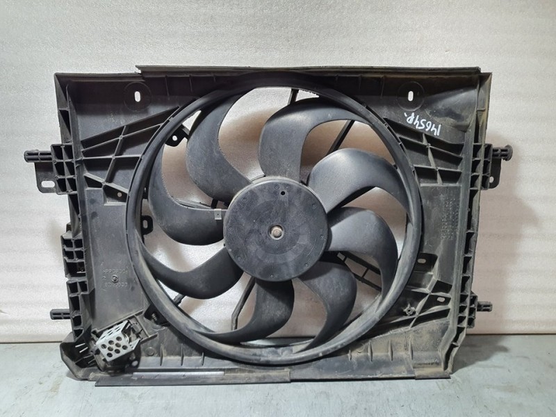 Recambio de electroventilador para renault clio iv authentique referencia OEM IAM 214818009R  