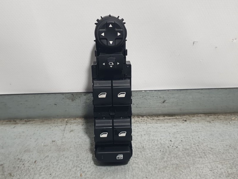 Recambio de mando elevalunas delantero izquierdo para peugeot 208 (p2) active referencia OEM IAM 96788264ZD 10025551 