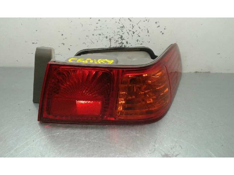 Recambio de piloto trasero derecho para toyota camry (v10) 2.2 gl referencia OEM IAM   EXTERIOR