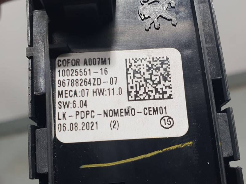 Recambio de mando elevalunas delantero izquierdo para peugeot 208 (p2) active referencia OEM IAM 96788264ZD 10025551 