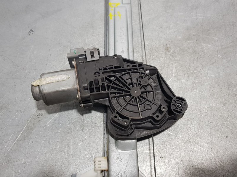 Recambio de elevalunas delantero izquierdo para citroën c4 lim. white attraction referencia OEM IAM   ELECTRICO 6 PINS GRAPA TOC