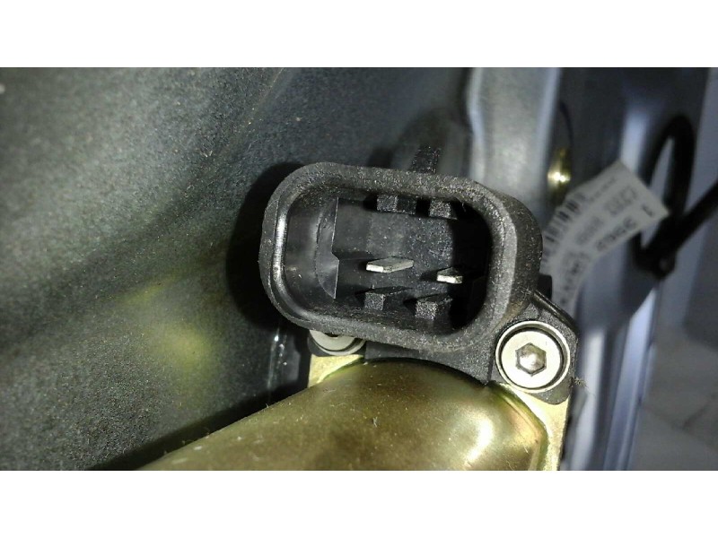 Recambio de elevalunas delantero derecho para fiat stilo (192) 1.6 16v cat referencia OEM IAM 00467813420 2 PINS ELECTRICO