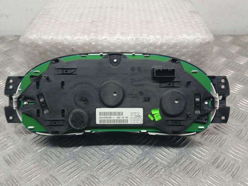 Recambio de cuadro instrumentos para dacia lodgy laureate referencia OEM IAM 248103932R NS122011589 JOHNSON CONTROLS