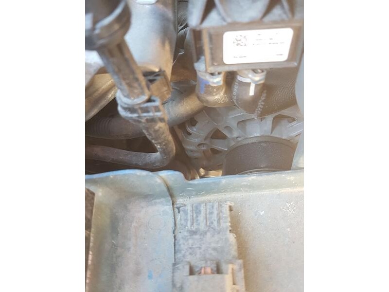 Recambio de alternador para peugeot 208 ii (ub_, up_, uw_, uj_) 1.2 puretech 100 referencia OEM IAM 9826573480  