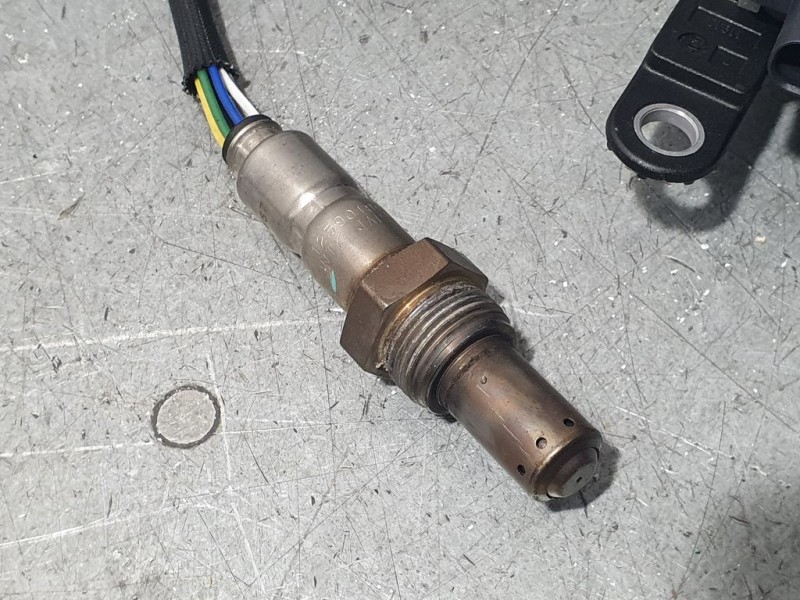 Recambio de sonda lambda para peugeot 208 (p2) active referencia OEM IAM 9830817880 0281007702703 BOSCH