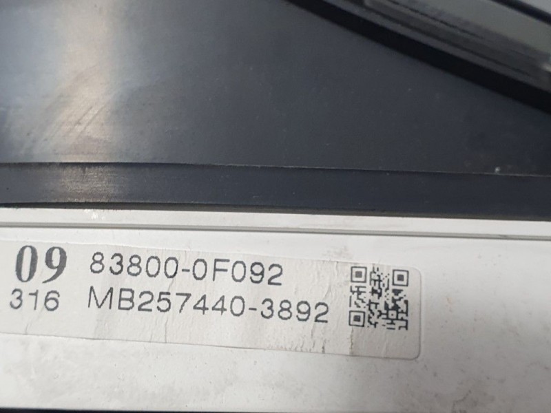 Recambio de cuadro instrumentos para toyota corolla verso (r1) 2.2 d-4d luna referencia OEM IAM 838000F092 2574403892 